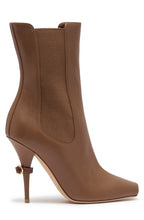 Load image into Gallery viewer, Burberry Botte