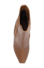 Load image into Gallery viewer, Burberry Botte