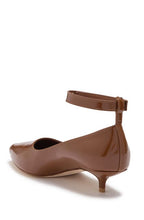 Load image into Gallery viewer, Burberry Upper Leather Chaussure A Talon