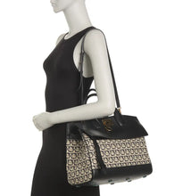 Load image into Gallery viewer, SALATORE FERRAGAMO Bag Cuir Décoré
